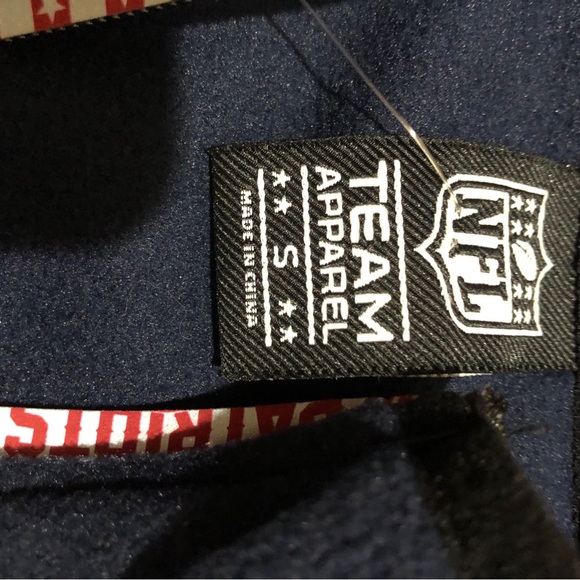 COPY - New England Patriots Vest BNWT - Picture 5 of 9